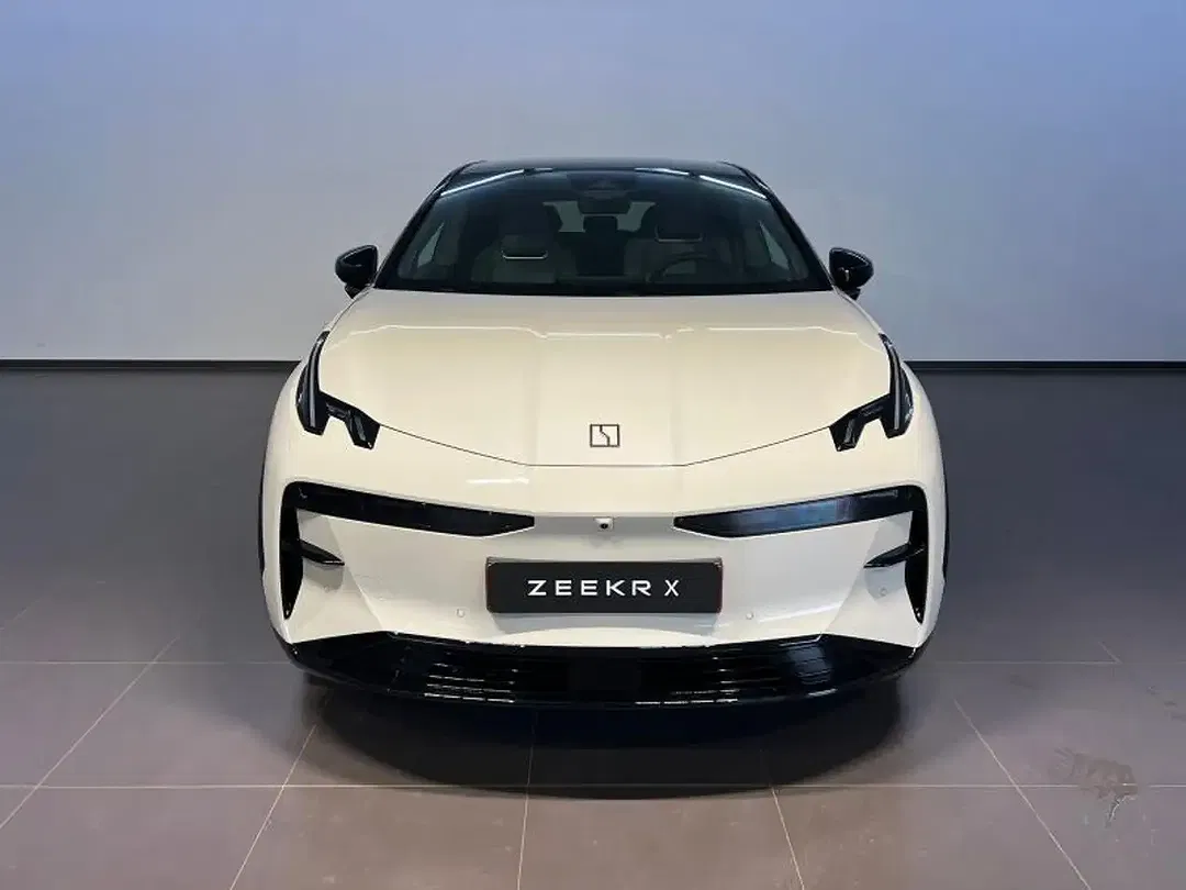 Zeekr X - Thumbnail 3