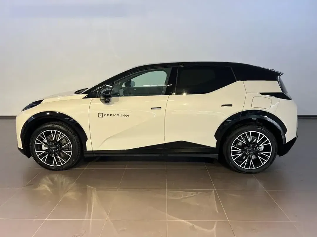 Zeekr X - Thumbnail 4