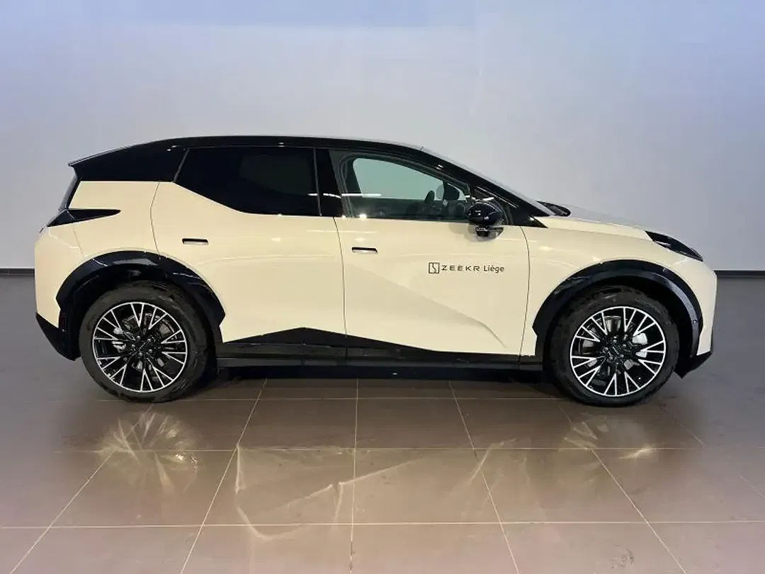 Zeekr X - Thumbnail 5