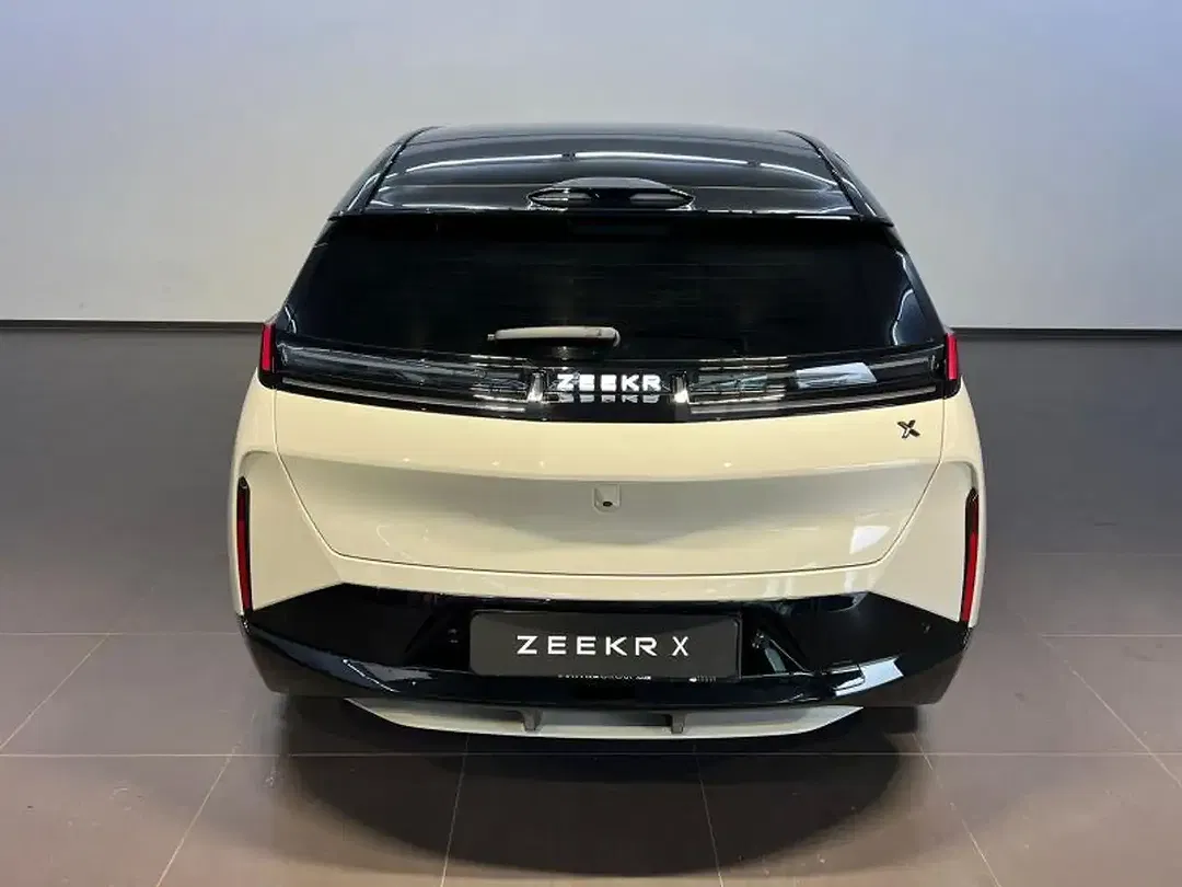 Zeekr X - Thumbnail 7