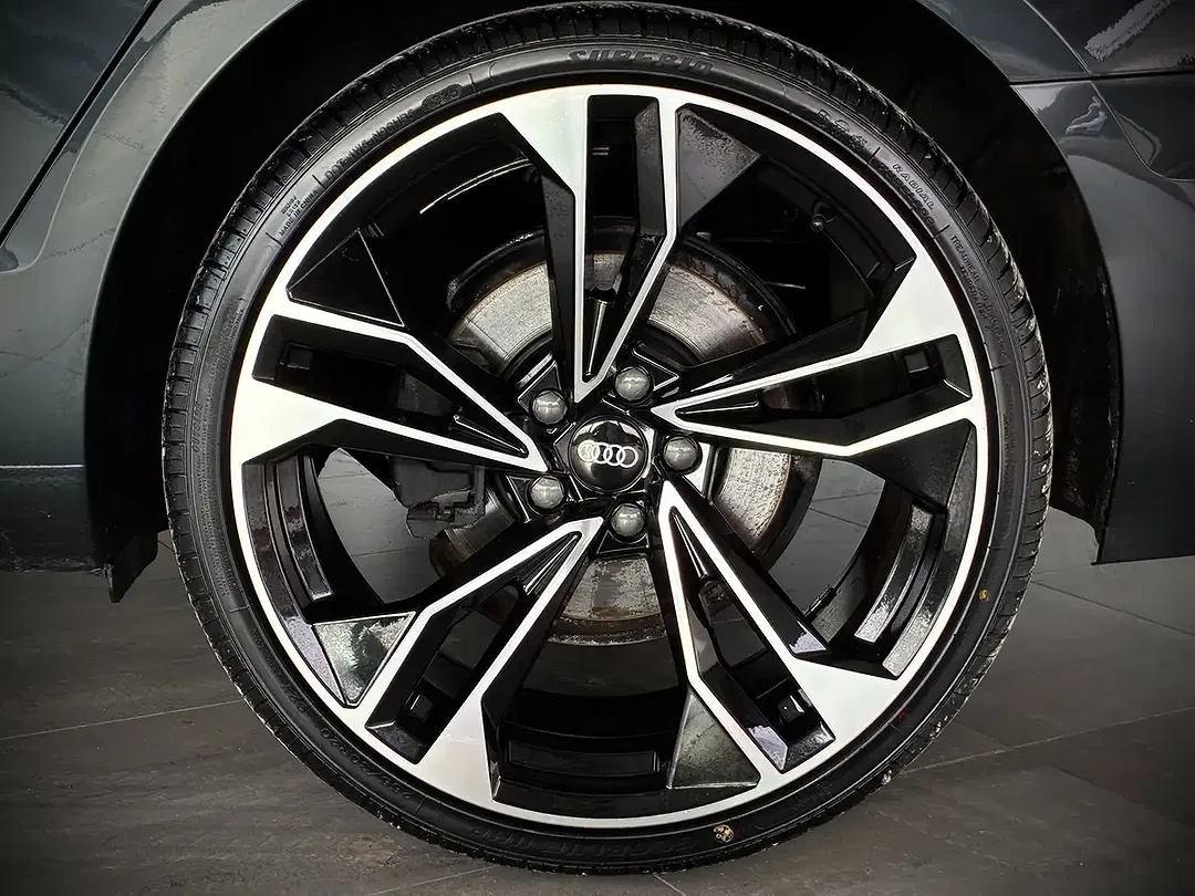 Audi A4 2.0 - Thumbnail 8