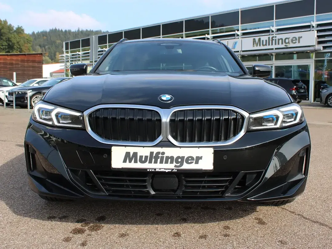 BMW 320 - Thumbnail 2