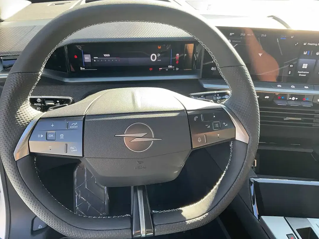 Opel Grandland Hybrid 1.2 AUT GS - foto 15