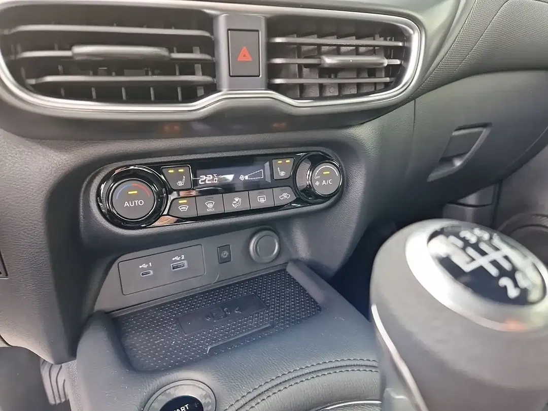 Nissan Juke 1.0 DIG-T N-Connecta - Thumbnail 12