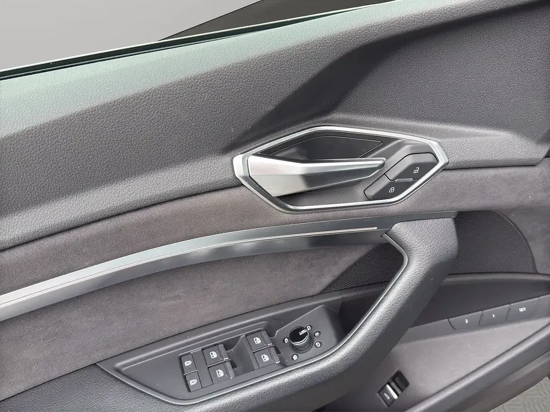 Audi e-tron 55 quattro Matrix LED advanced - Thumbnail 12
