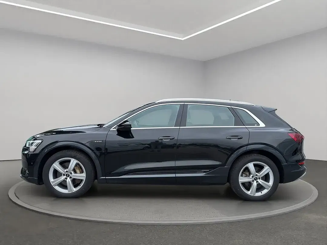 Audi e-tron 55 quattro Matrix LED advanced - Thumbnail 4