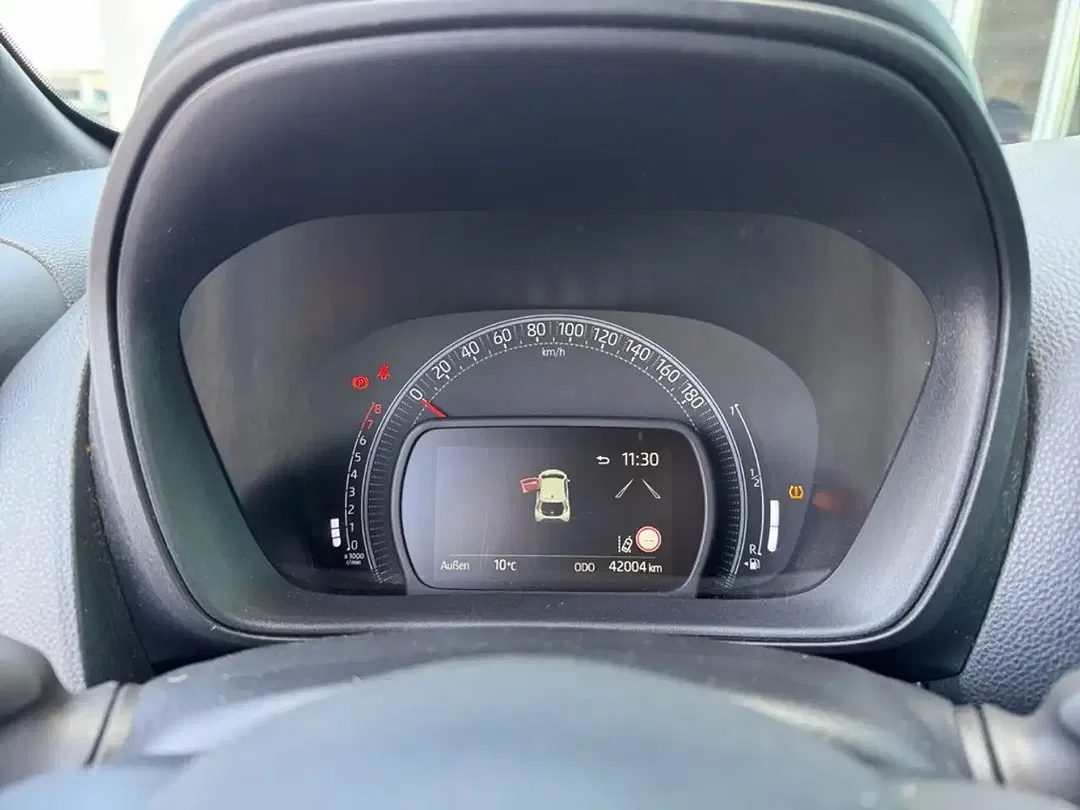 Toyota Aygo - foto 15