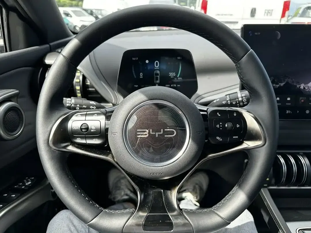 BYD Atto 3 60.5 kWh Design - Thumbnail 14
