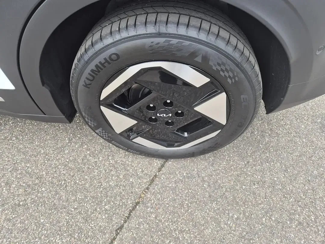 Kia EV3 Earth - Thumbnail 8