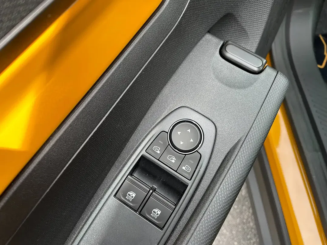 Renault Twingo E-Tech Techno Urban - Thumbnail 15