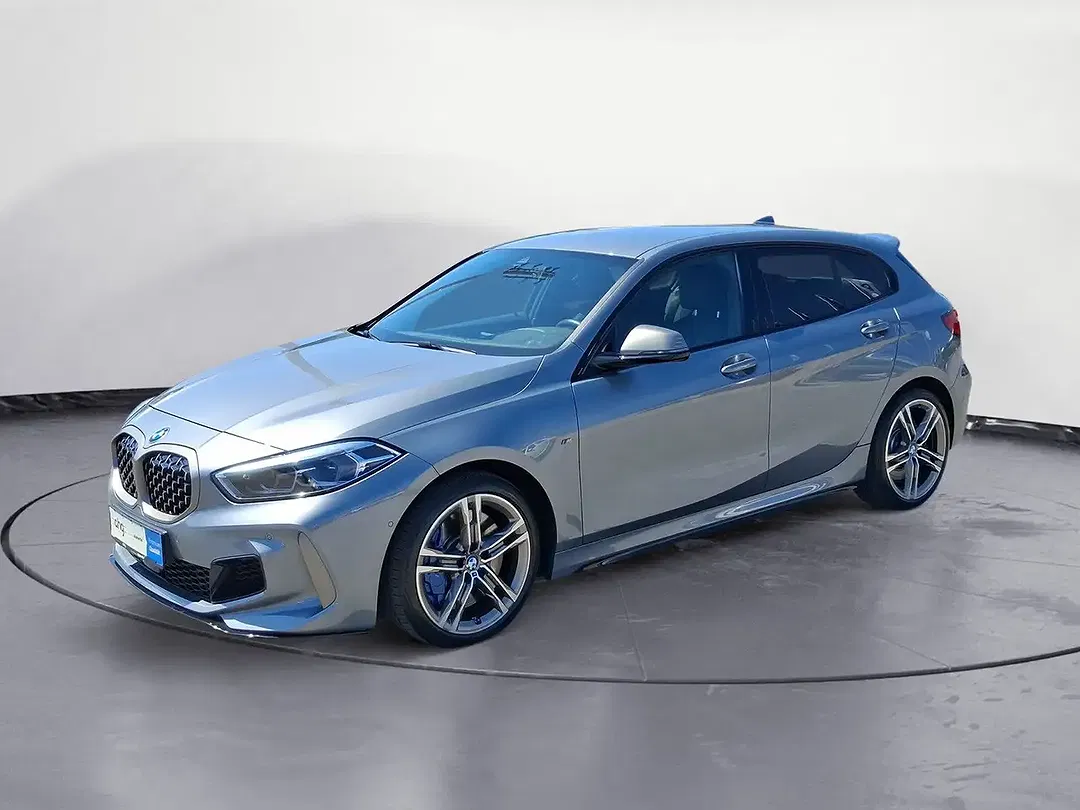 BMW 135 AUT xDrive Sport - Thumbnail 1