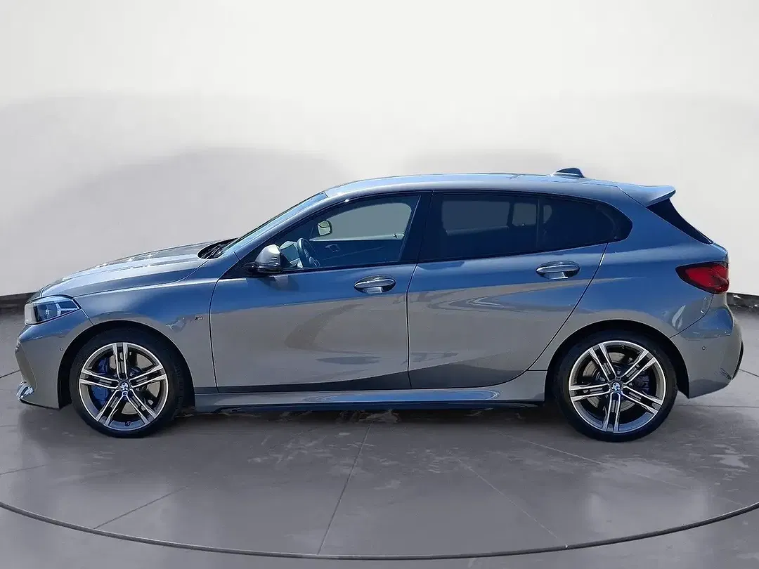BMW 135 AUT xDrive Sport - Thumbnail 2