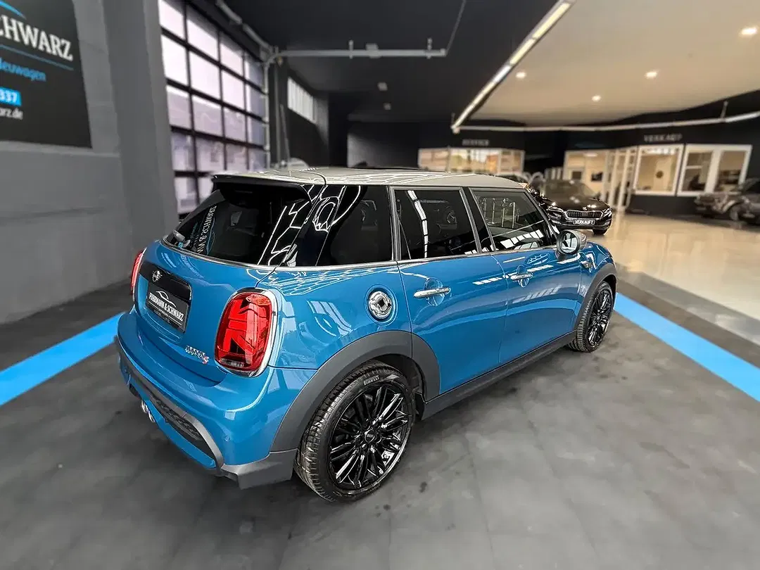 MINI Cooper S AUT Classic Trim - Thumbnail 3