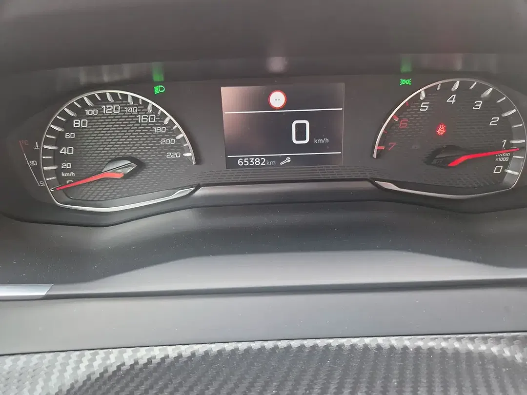Peugeot 2008 Allure - Thumbnail 15