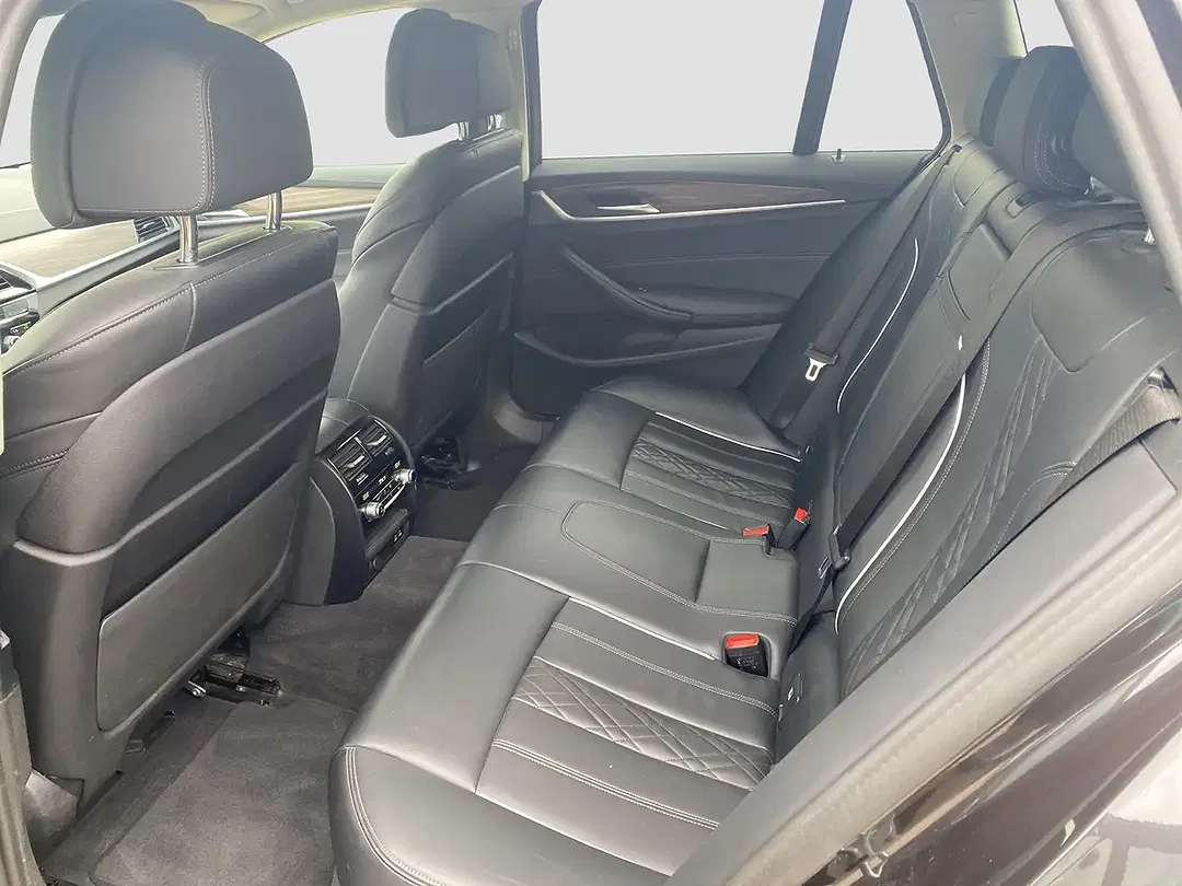 BMW 540 xDrive Touring Luxury Line - Thumbnail 15