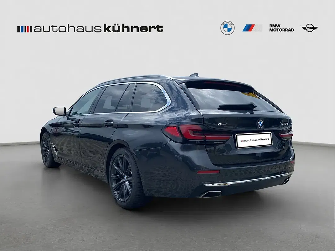 BMW 540 xDrive Touring Luxury Line - Thumbnail 4
