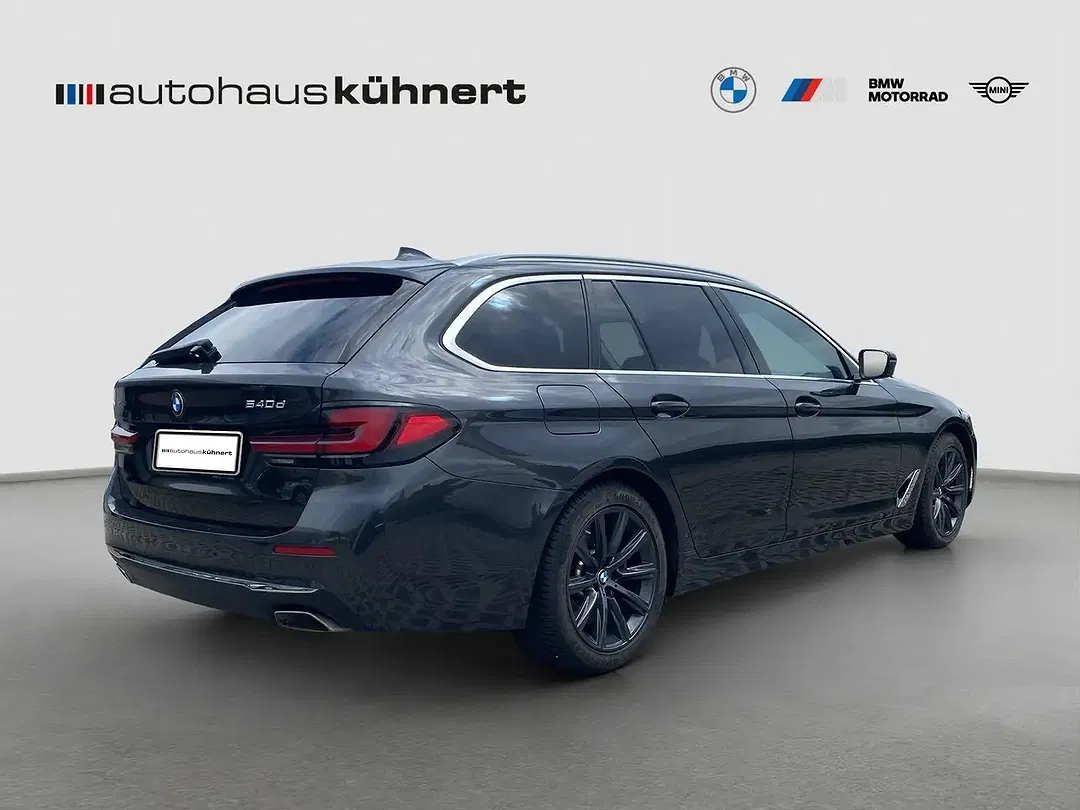 BMW 540 xDrive Touring Luxury Line - Thumbnail 6