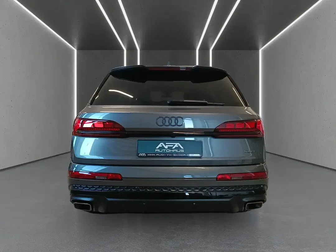 Audi Q7 S line - Thumbnail 5