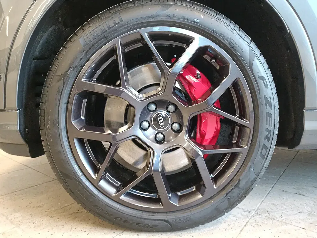 Audi Q7 S line - Thumbnail 6