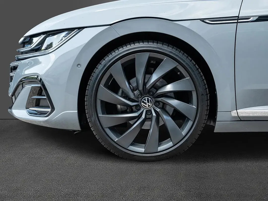 Volkswagen Arteon R-Line - Thumbnail 5