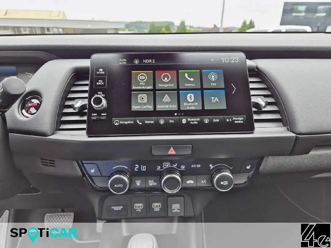 Honda Jazz 1.5 i-MMD Hybrid Advance - Thumbnail 14