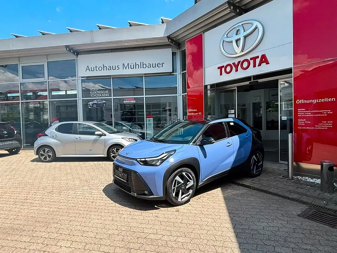 Toyota Aygo Hybrid Lounge - Thumbnail 11
