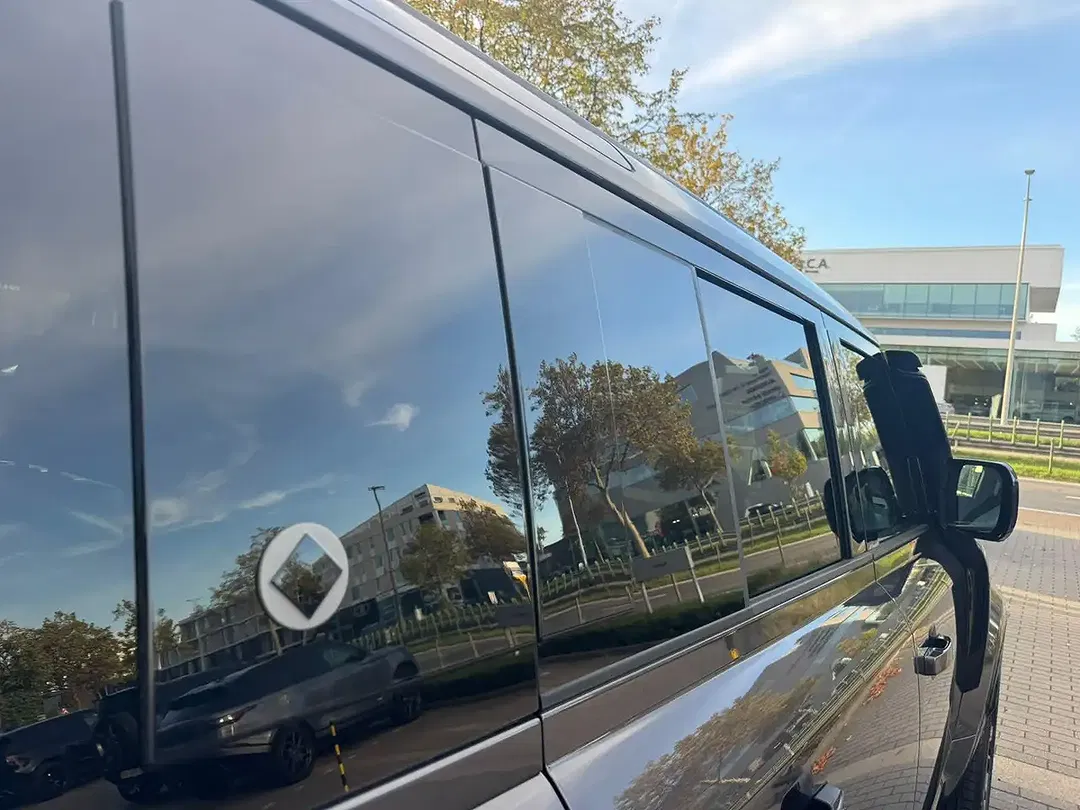 Land Rover Defender P635 OCTA 110 - Thumbnail 27