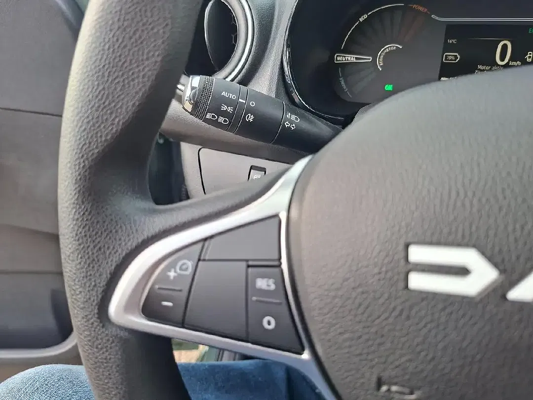 Dacia Spring Essential - Thumbnail 13