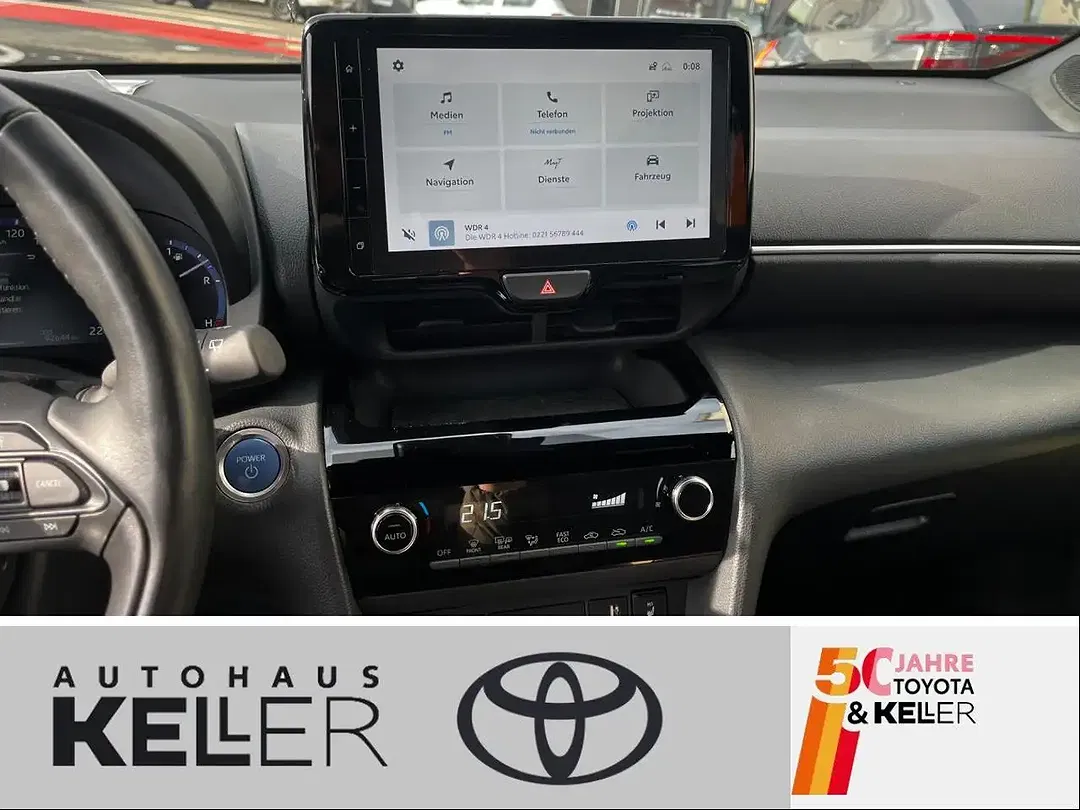 Toyota Yaris Cross Hybrid Team Deutschland - Thumbnail 13