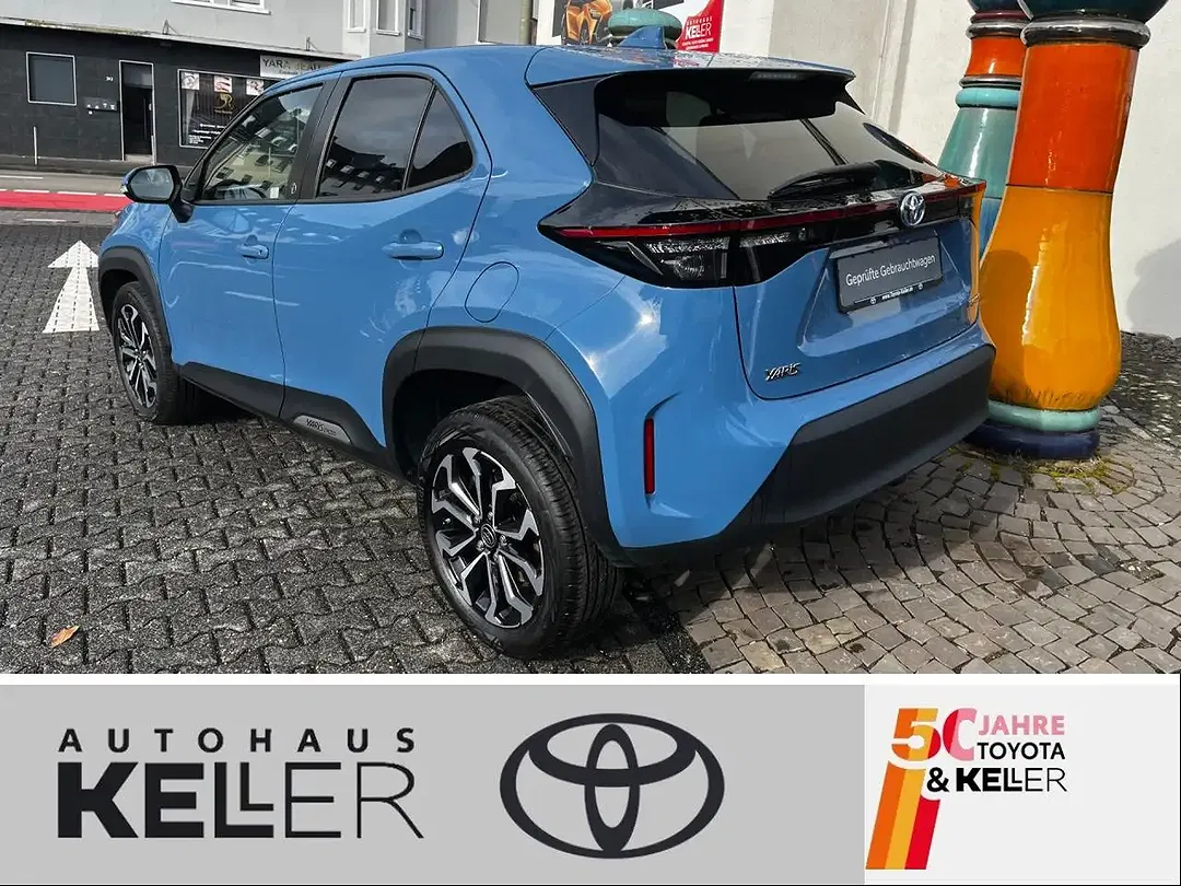 Toyota Yaris Cross Hybrid Team Deutschland - Thumbnail 3