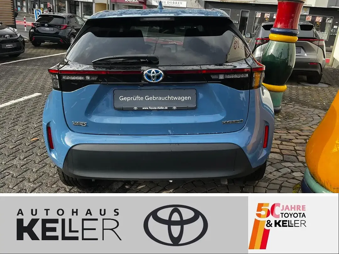 Toyota Yaris Cross Hybrid Team Deutschland - Thumbnail 4