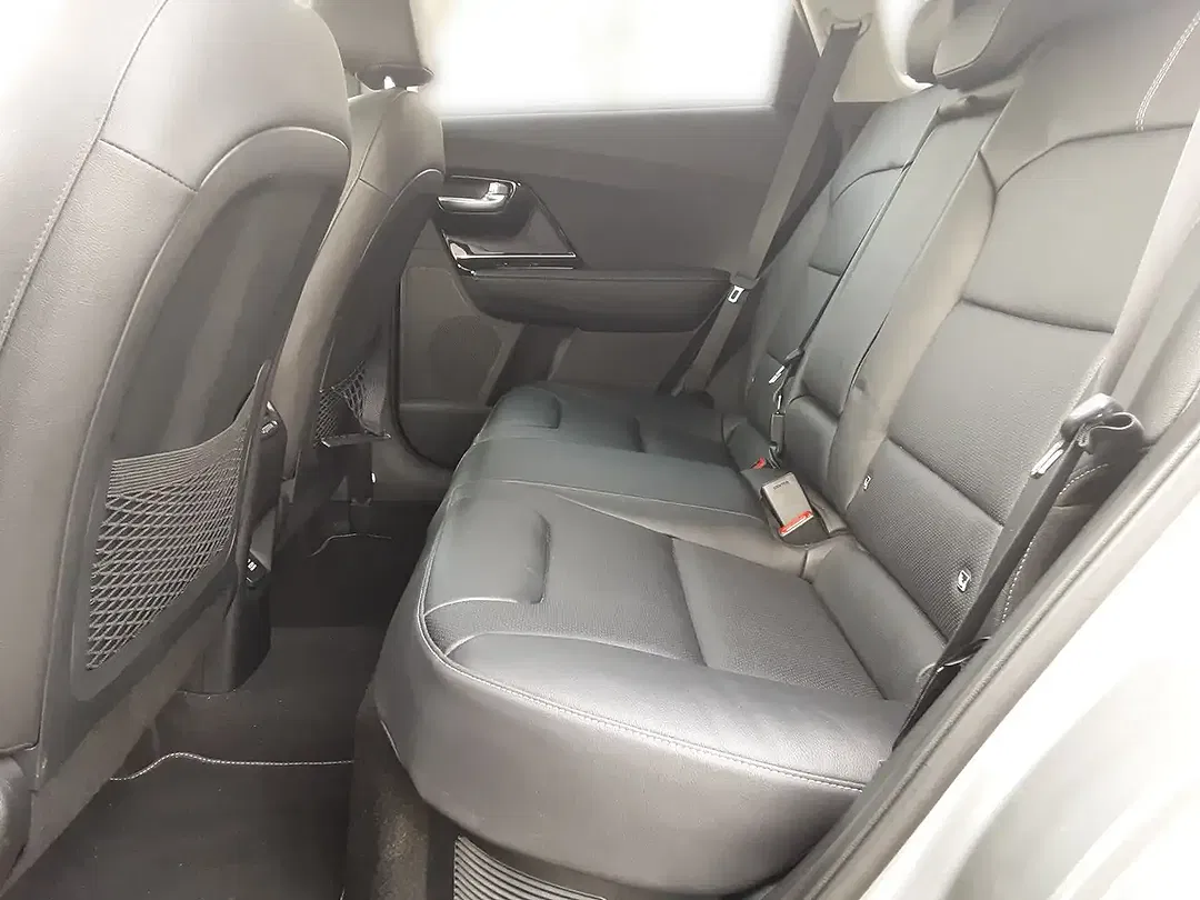 Kia Niro 1.6 GDI PHEV Hybrid Spirit - Thumbnail 11