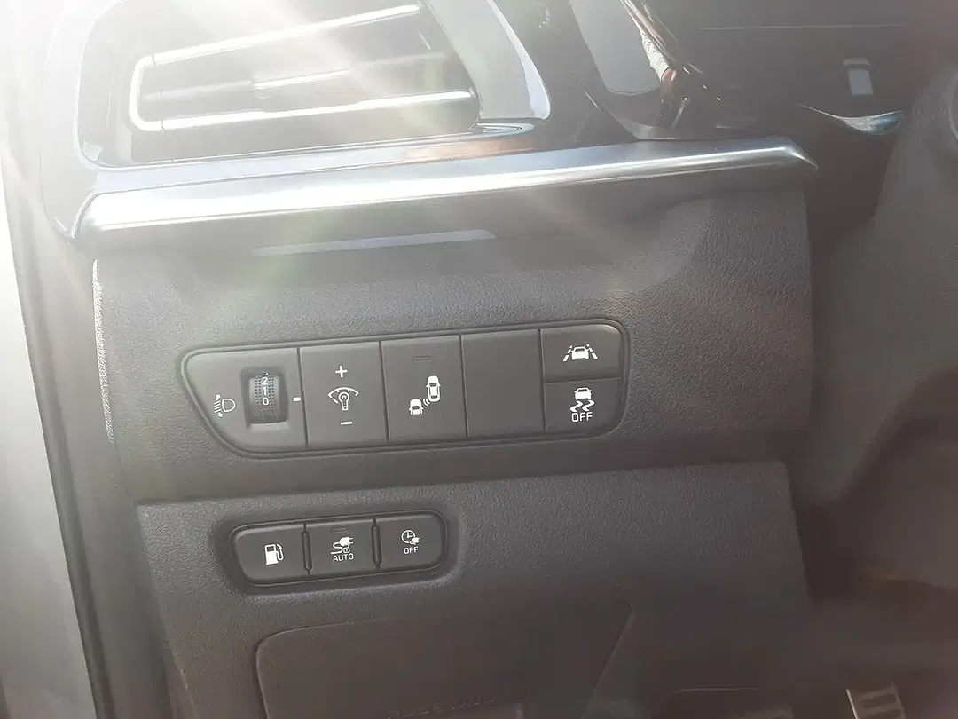 Kia Niro 1.6 GDI PHEV Hybrid Spirit - Thumbnail 14