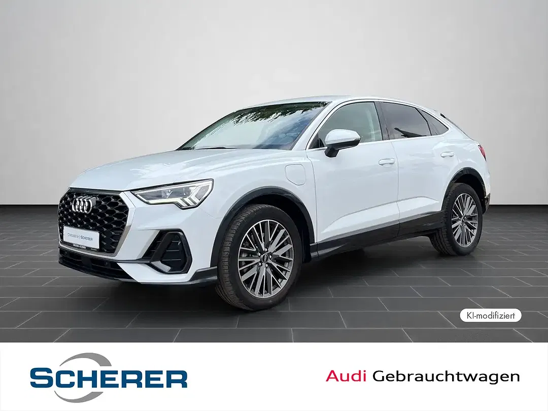 Audi Q3 45 TFSI e S tronic - Thumbnail 1
