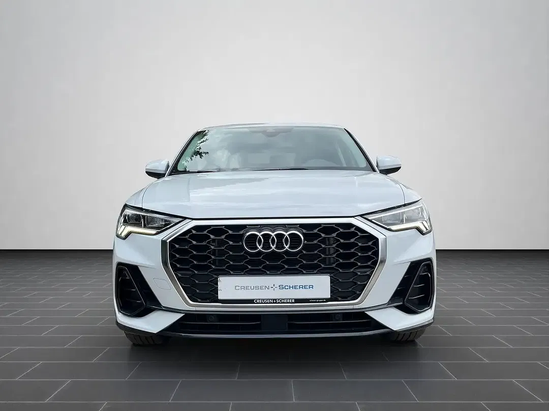Audi Q3 45 TFSI e S tronic - Thumbnail 5