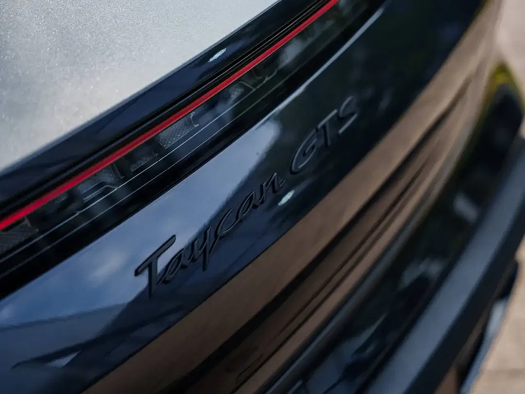 Porsche Taycan RS GTS - Thumbnail 11
