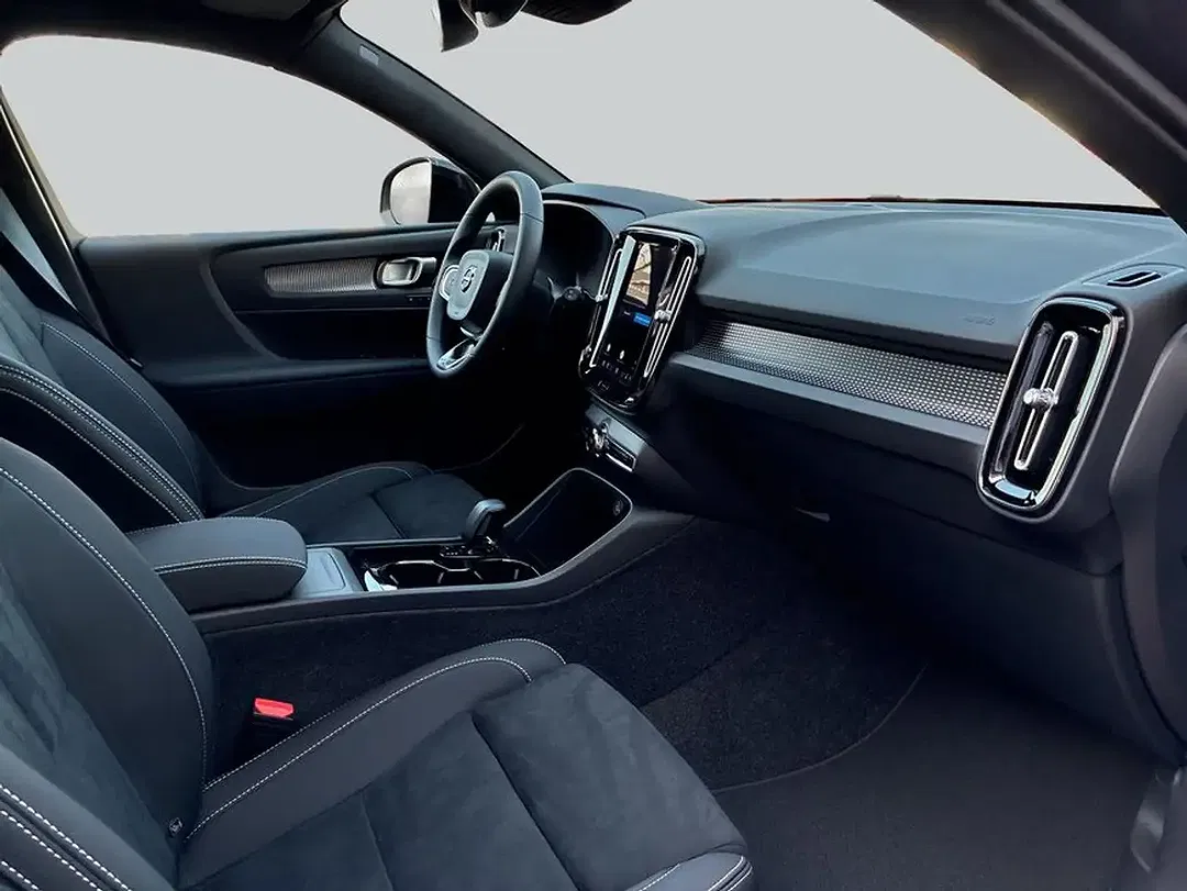 Volvo EX40 EV Extended Range - Thumbnail 12