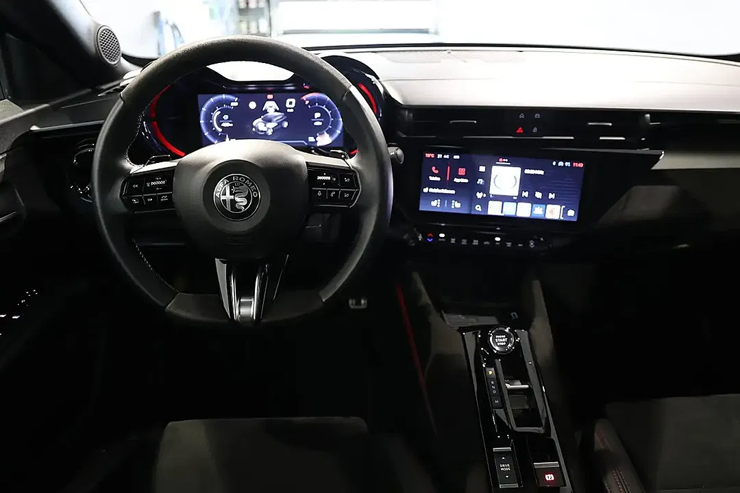 Alfa Romeo Junior 1.2 Ibrida Hybrid Speciale - Thumbnail 15