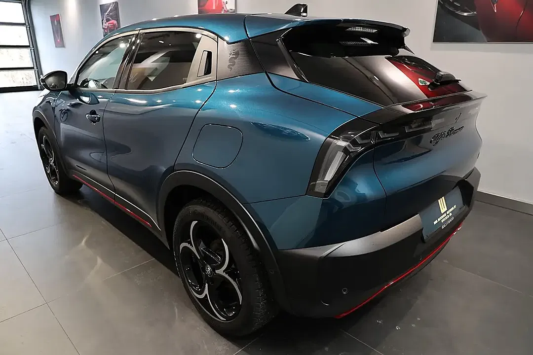 Alfa Romeo Junior 1.2 Ibrida Hybrid Speciale - Thumbnail 4