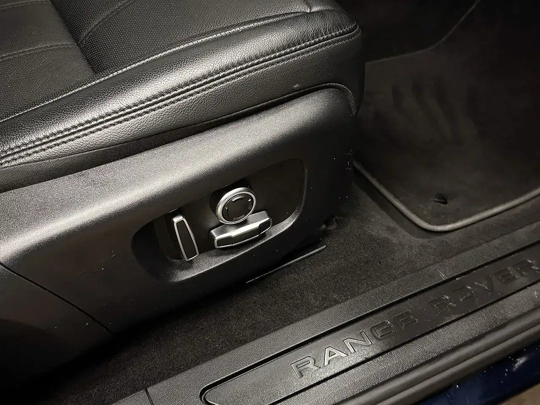 Land Rover Range Rover Evoque AUT S - Thumbnail 9