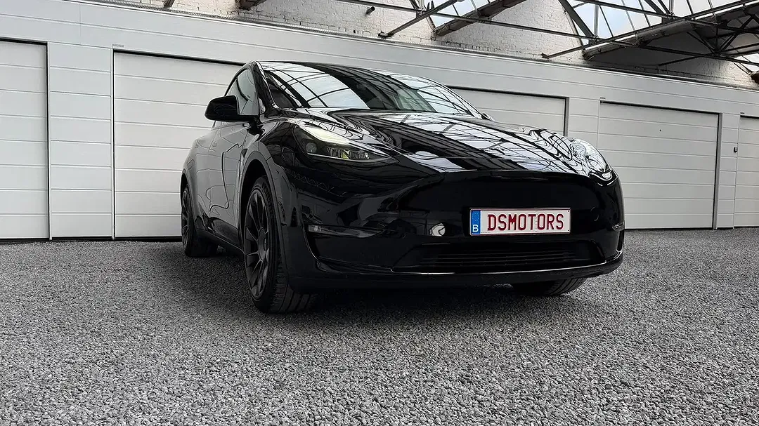 Tesla Model Y AWD Dual Motor Long Range - Thumbnail 11