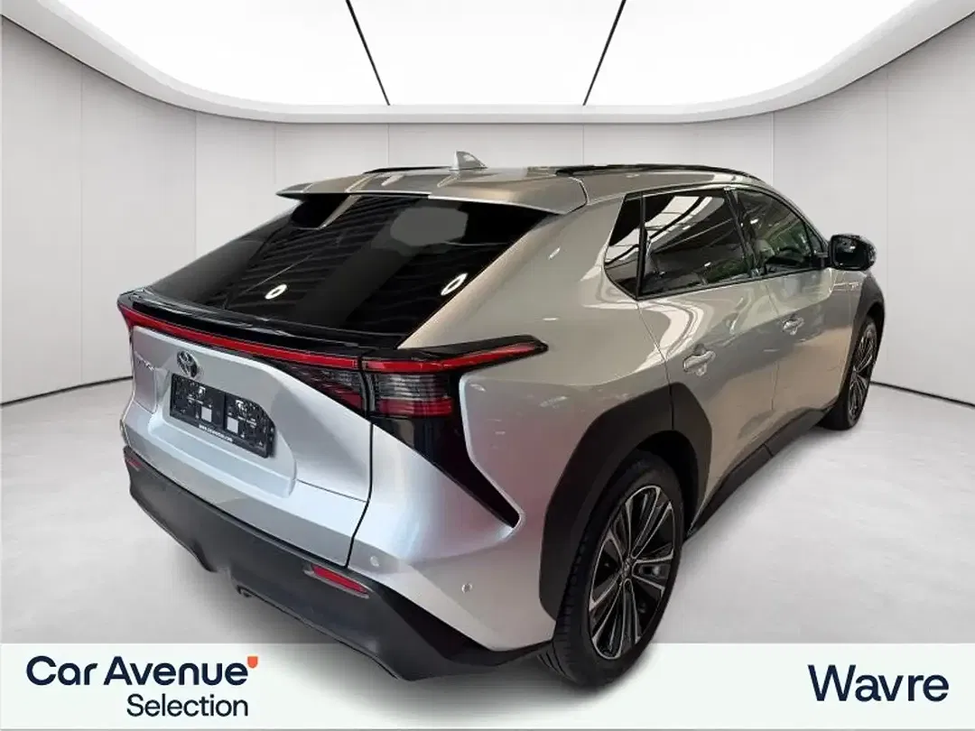 Toyota bZ4X Premium - Thumbnail 4