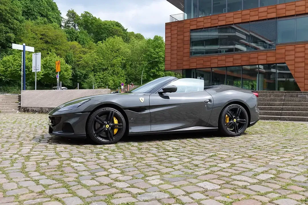 Ferrari Portofino M - Thumbnail 3