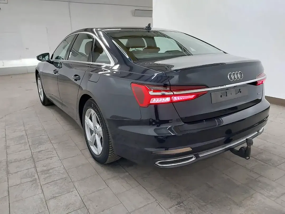 Audi A6 50 TFSI e quattro sport - Thumbnail 4