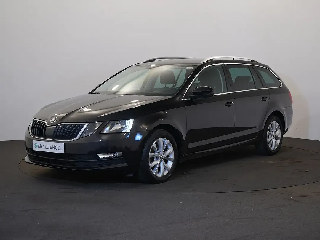 Skoda Octavia 1.6 Ambition - foto 1