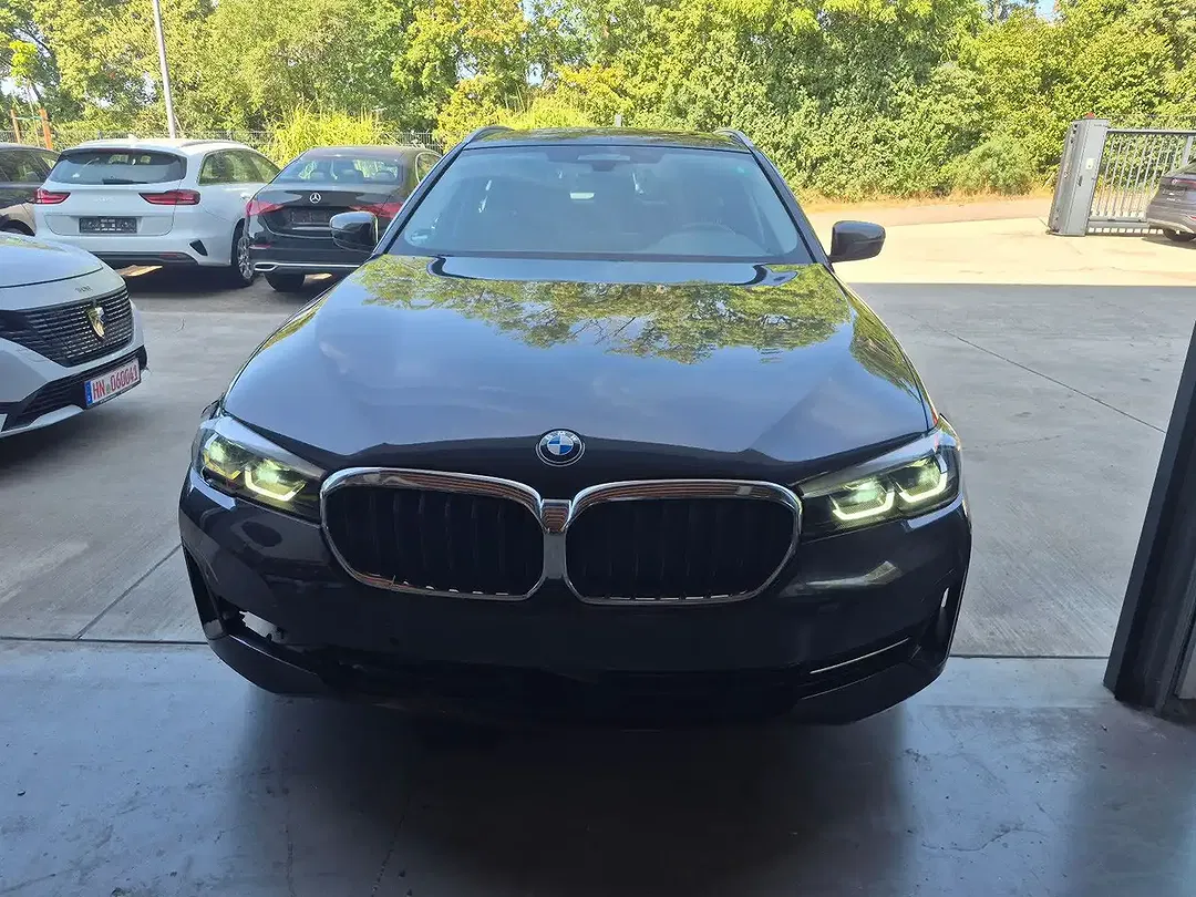 BMW 520 Touring - foto 1
