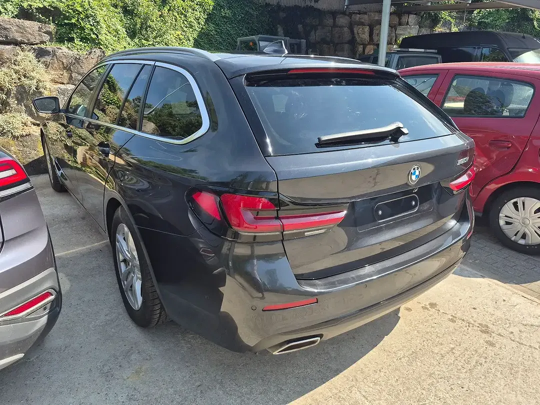 BMW 520 Touring - Thumbnail 13