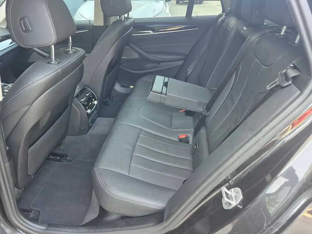 BMW 520 Touring - Thumbnail 23