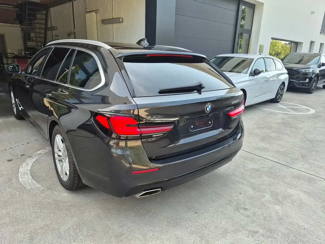 BMW 520 Touring - Thumbnail 9