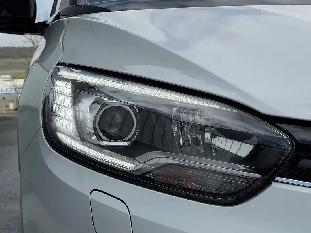 Renault Scenic Limited - Thumbnail 8